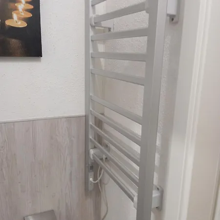 2-personen In Ruhiger Umgebung * Ehringshausen (Lahn-Dill)