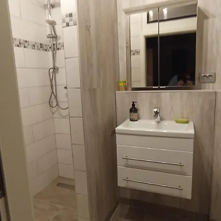 2-personen In Ruhiger Umgebung Ehringshausen (Lahn-Dill)