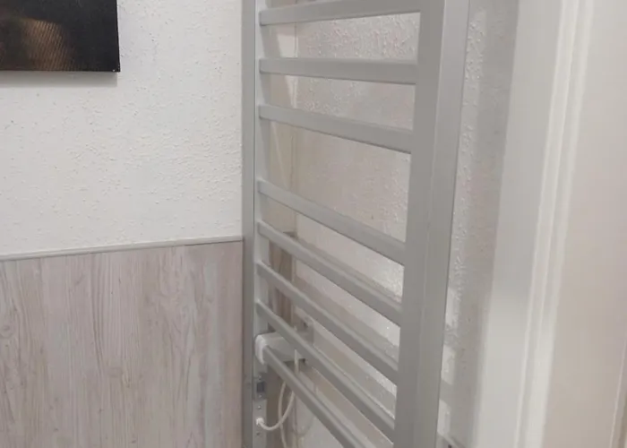 2-personen In Ruhiger Umgebung * Ehringshausen (Lahn-Dill)